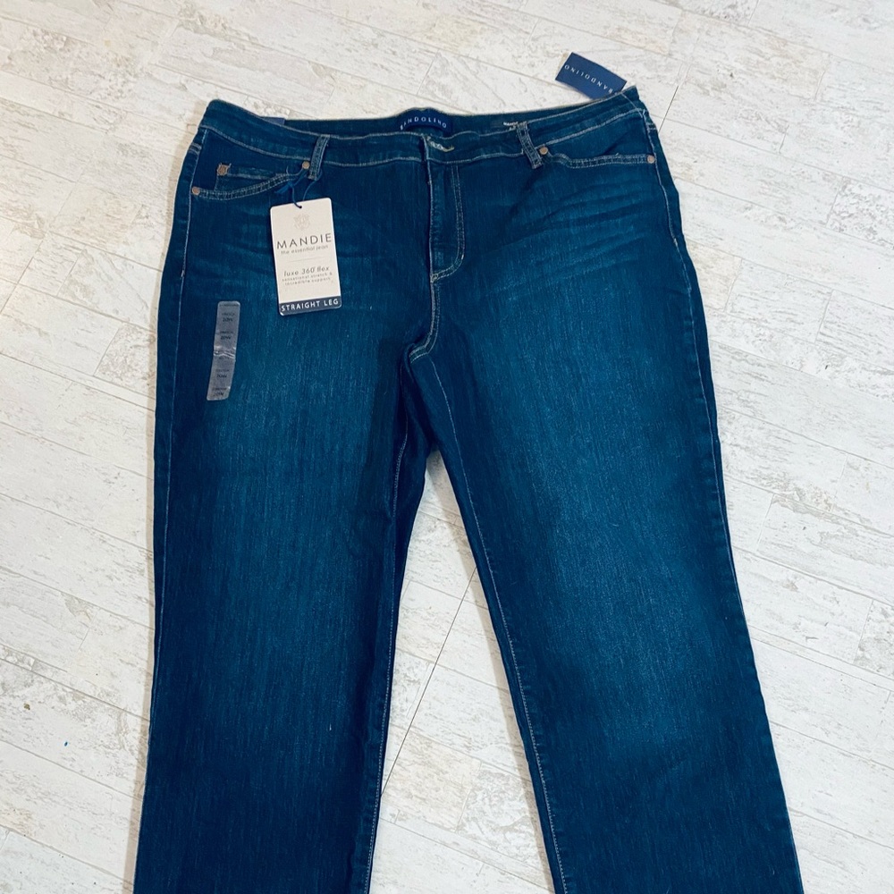 Bandolino straight leg blue jeans. Size 20W